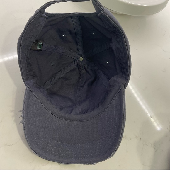 Go Blue distressed strapback hat - Picture 4 of 7